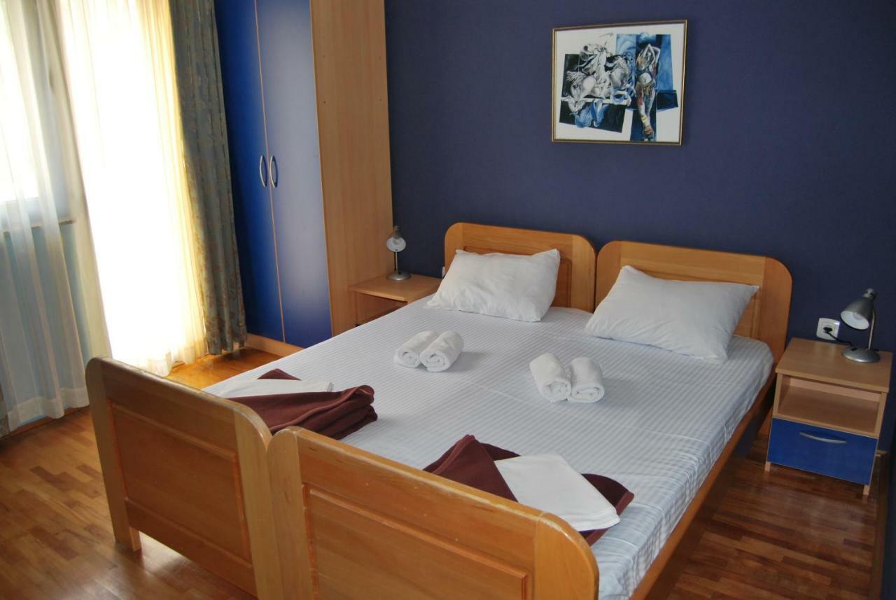 Apartments Srzentic Petrovac Exterior photo