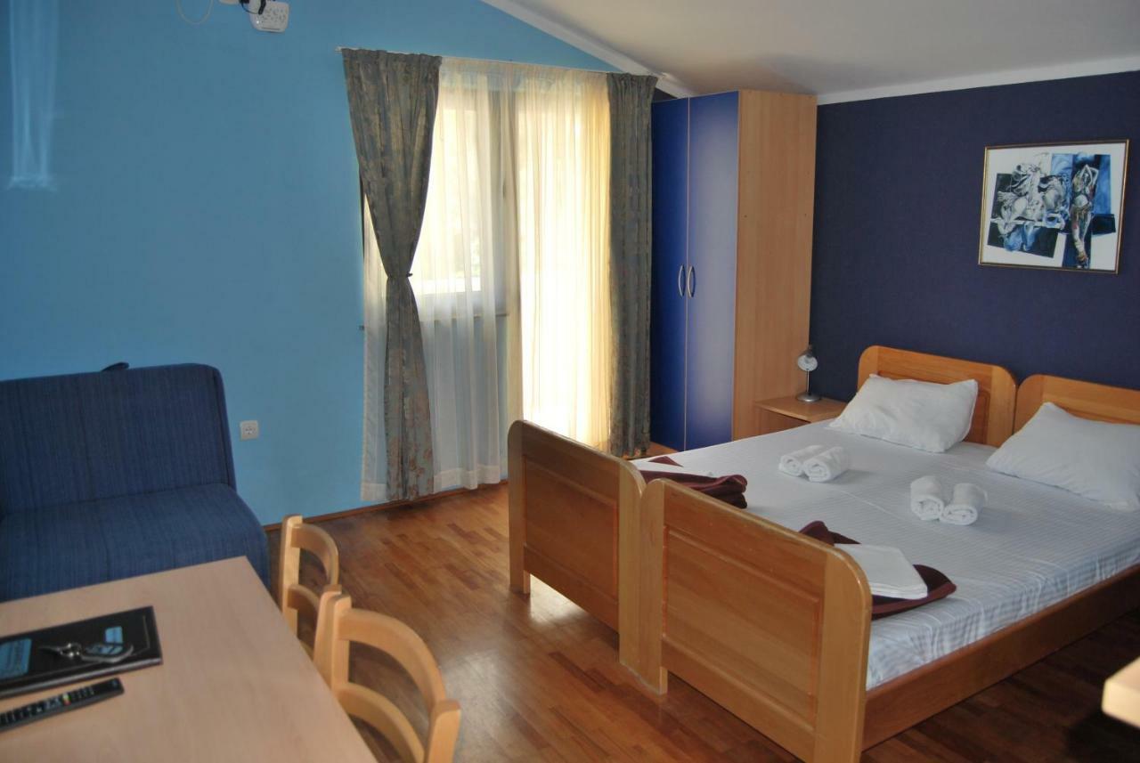 Apartments Srzentic Petrovac Exterior photo