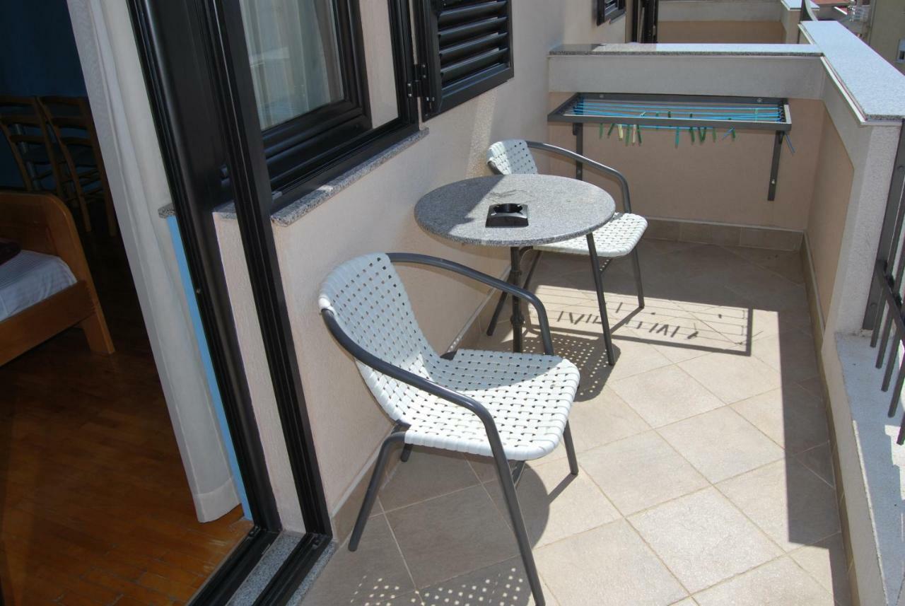 Apartments Srzentic Petrovac Exterior photo
