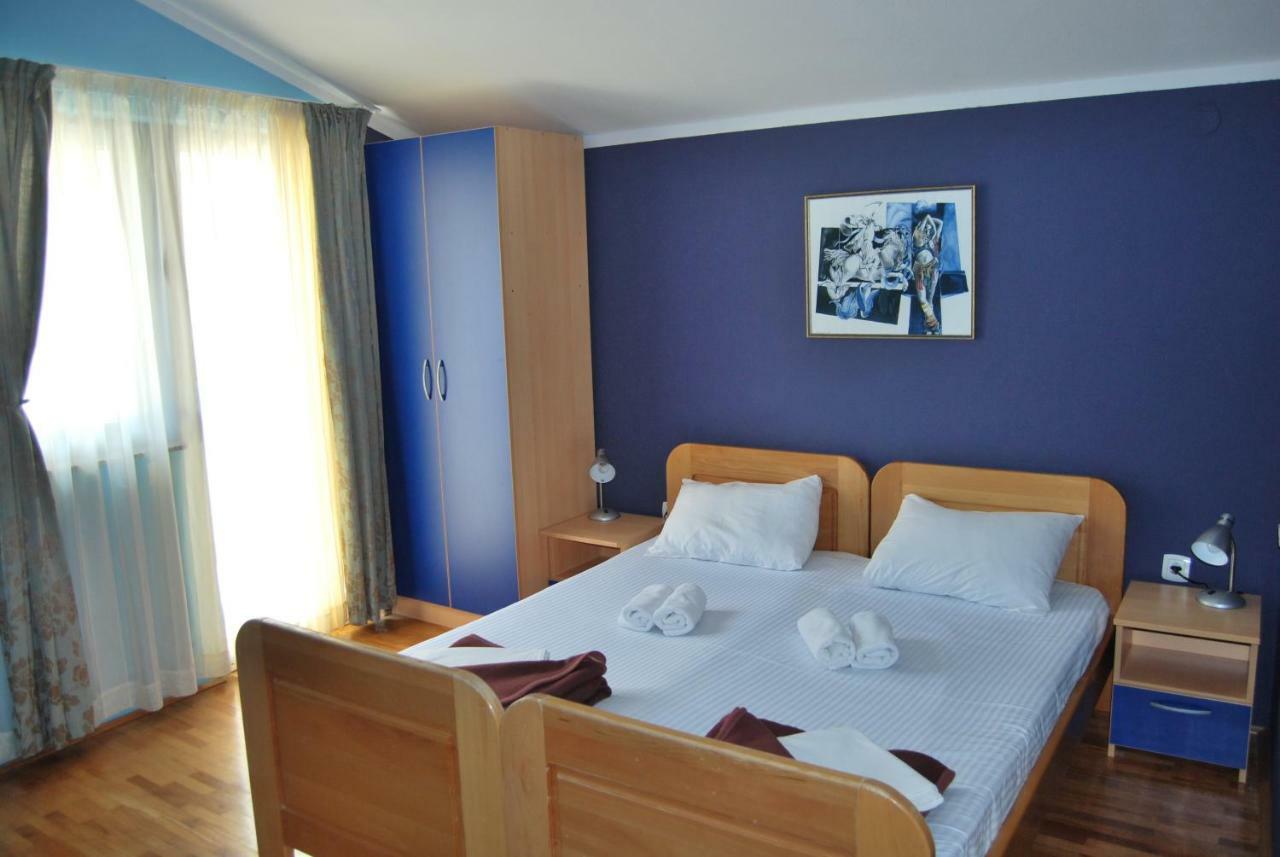 Apartments Srzentic Petrovac Exterior photo