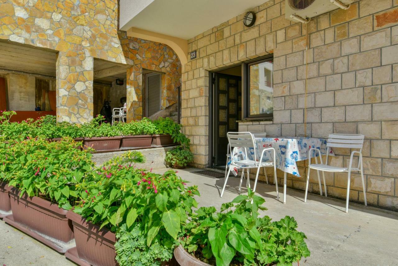 Apartments Srzentic Petrovac Exterior photo