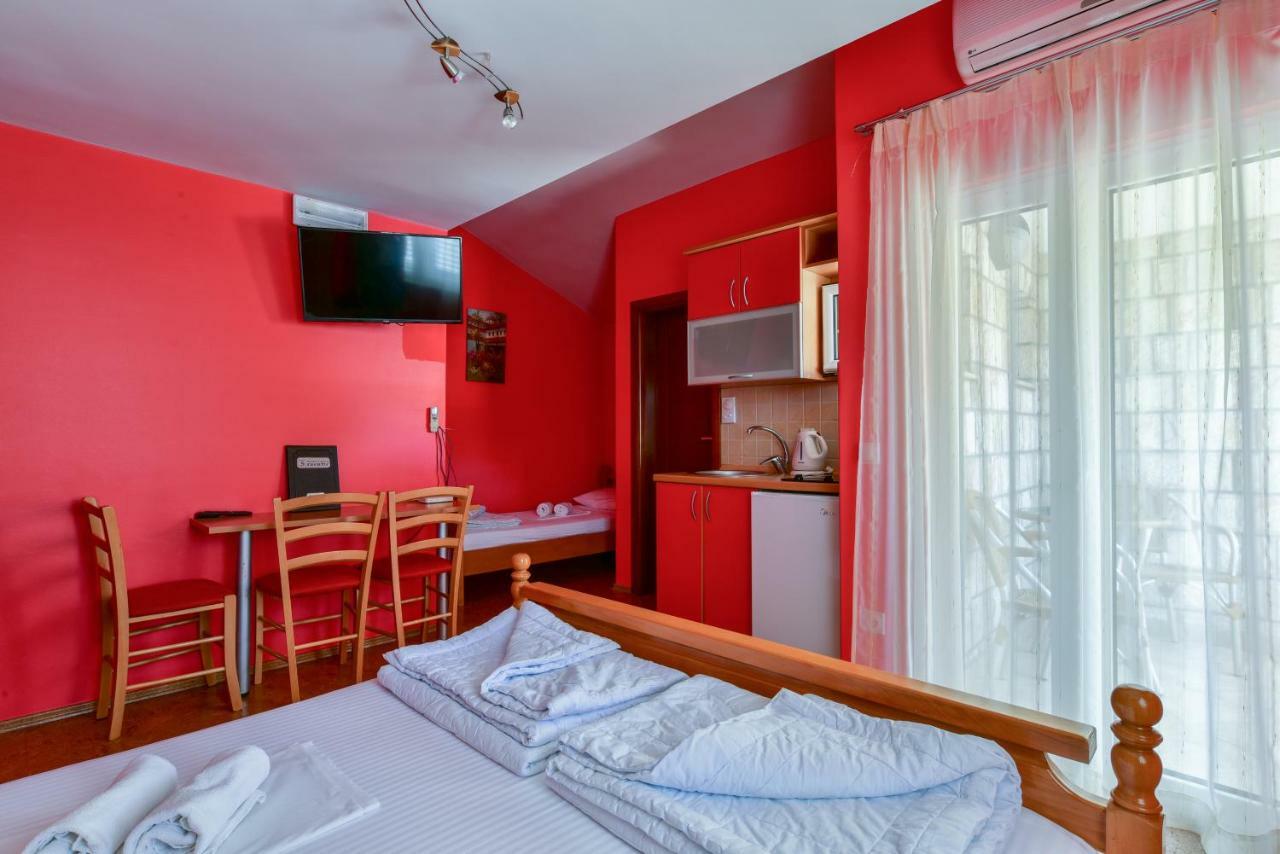 Apartments Srzentic Petrovac Exterior photo